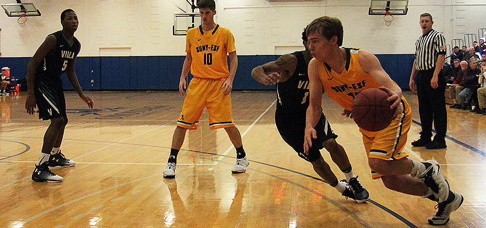 Basketball Team Wins Two Straight