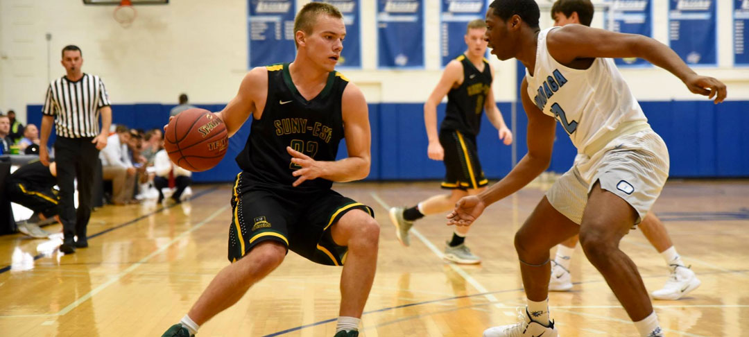 Men's Basketball Team Falls to FLCC