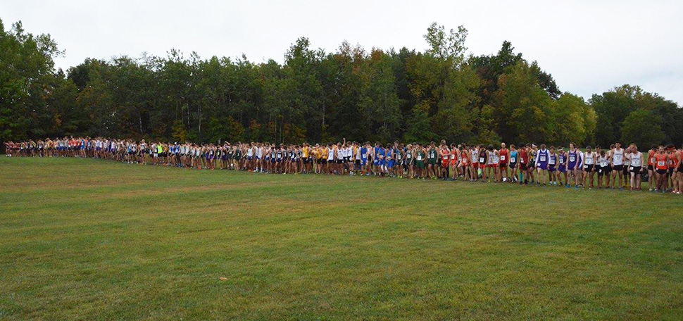 Men's Cross Country Team Competes at the Geneseo Invitational